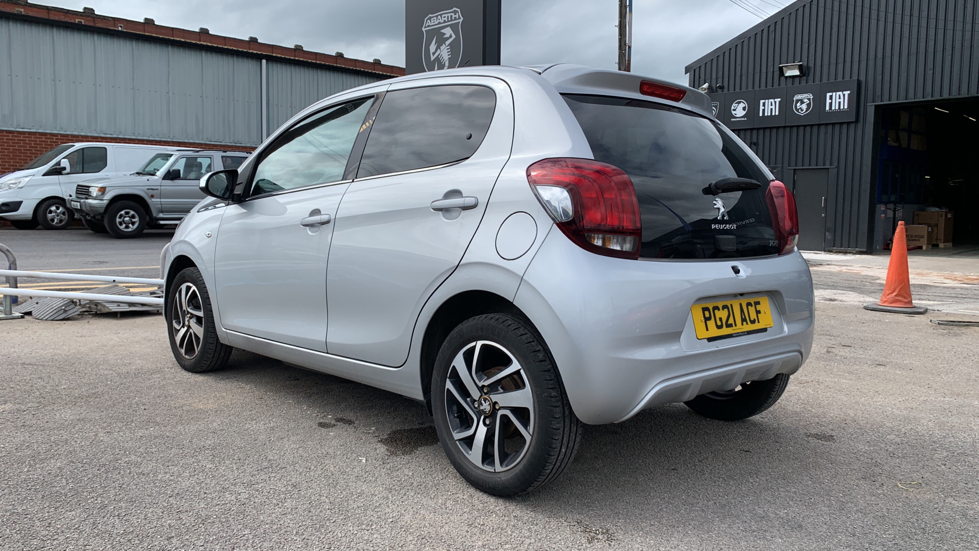 car image