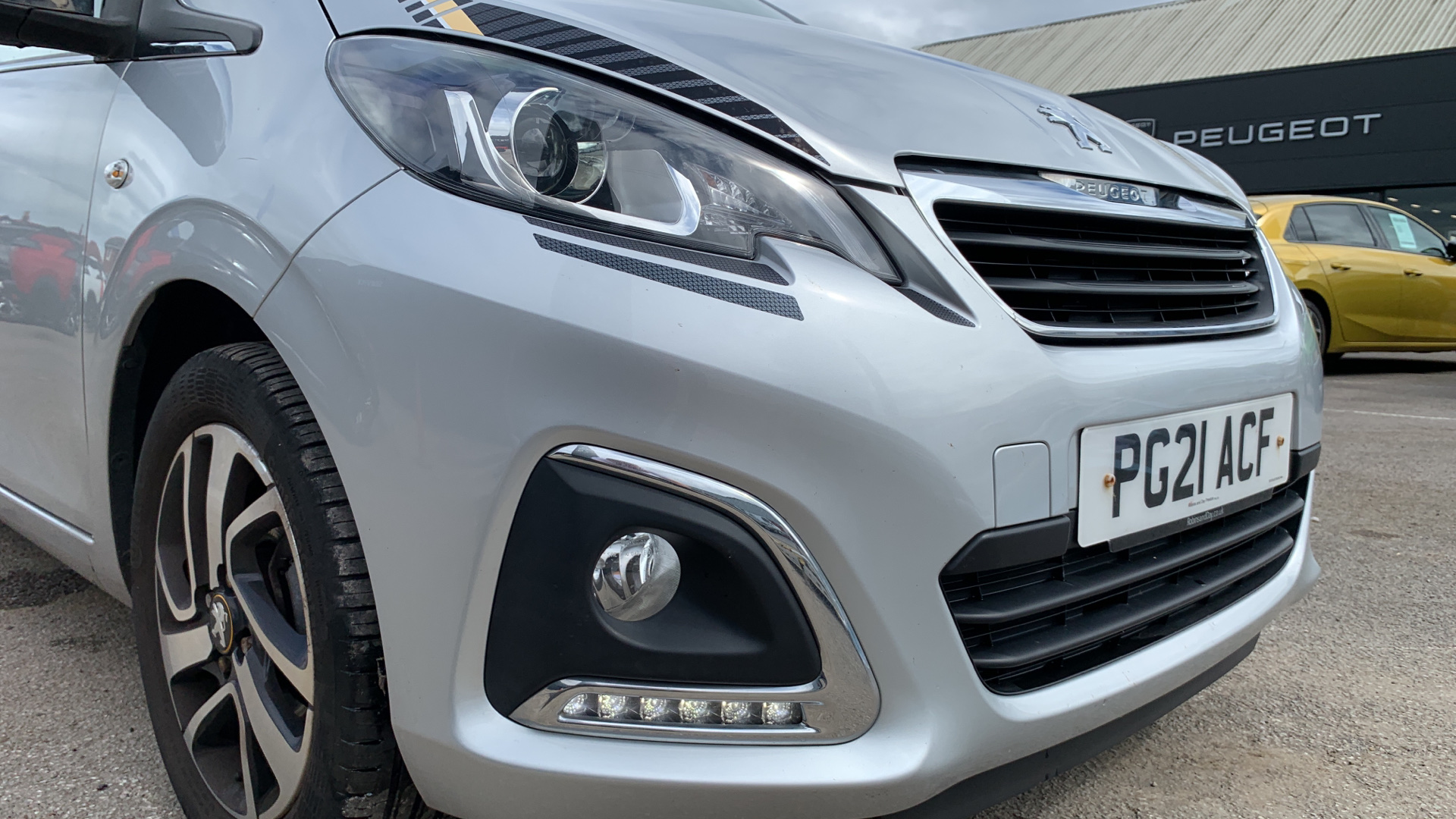car image