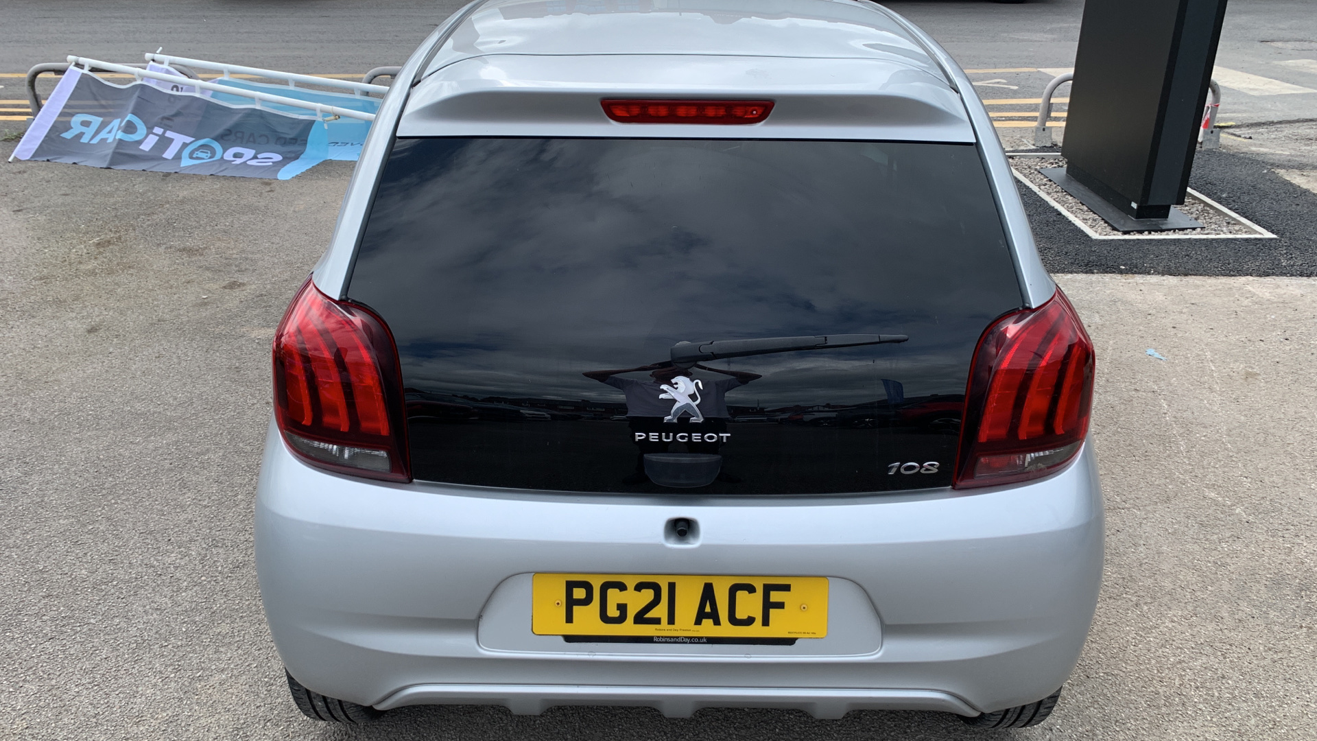 car image