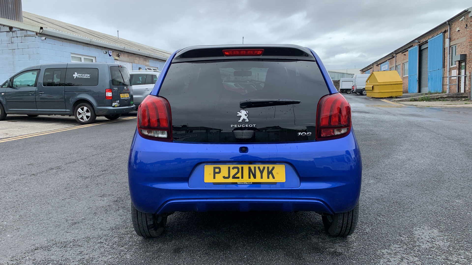car image
