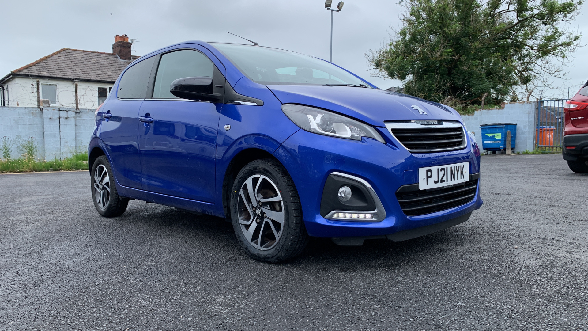 car image