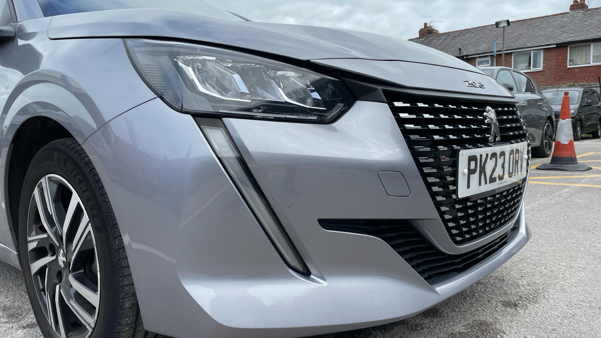 car image