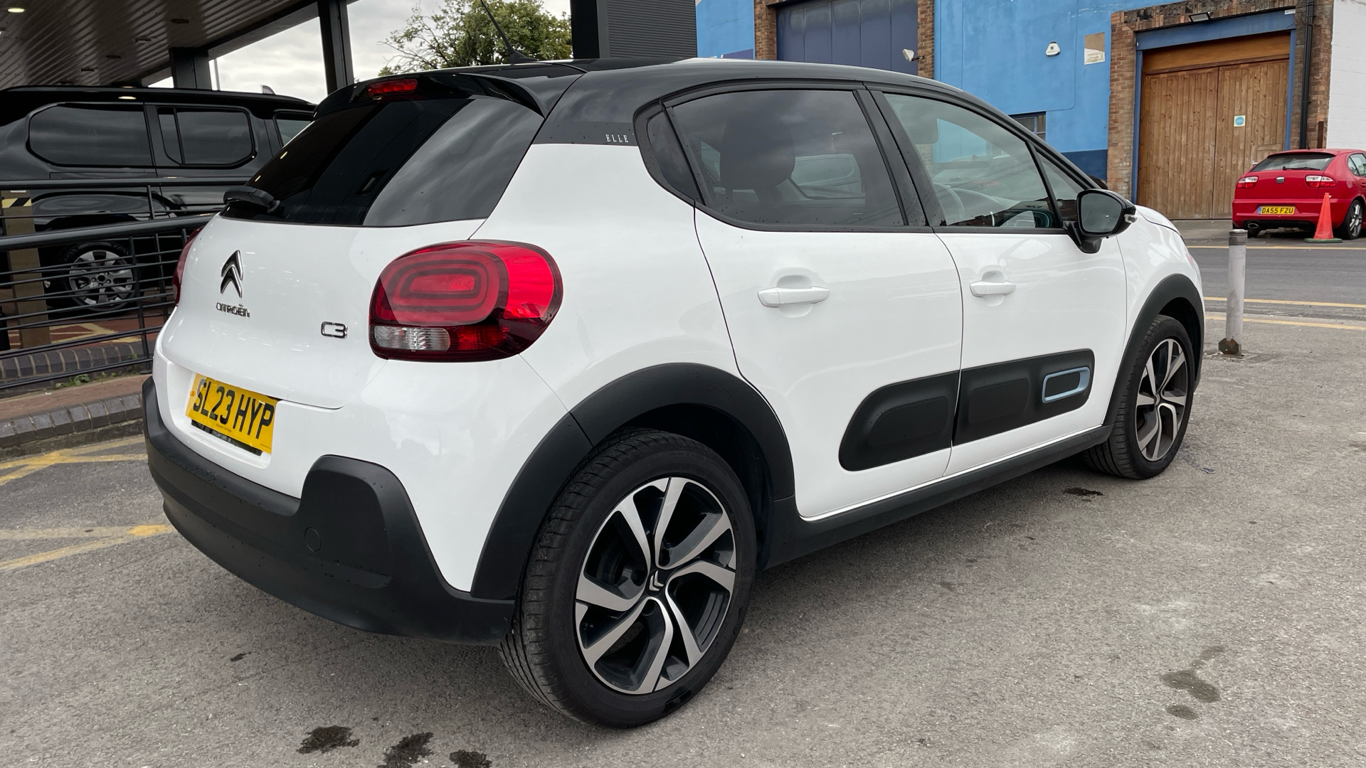 car image