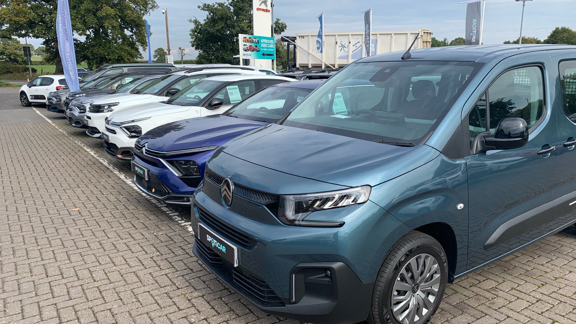 car image