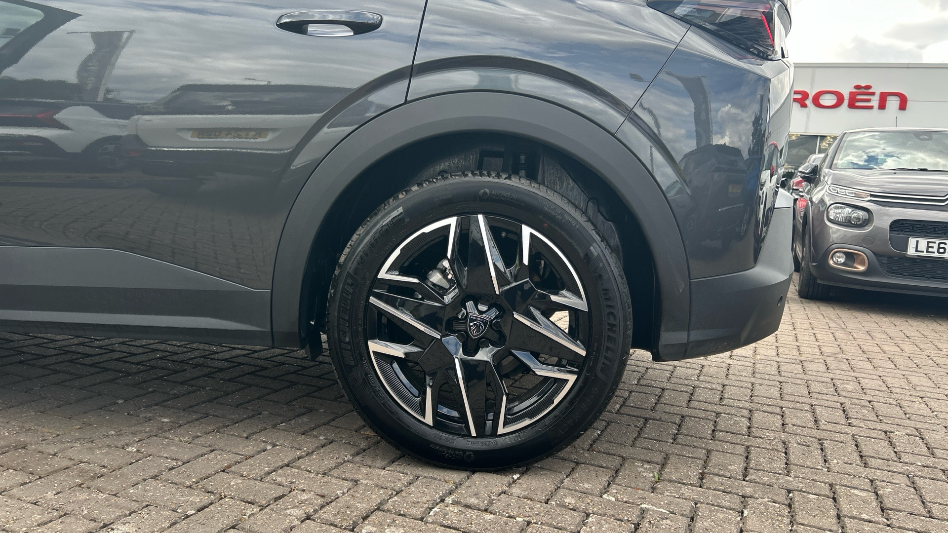 car image