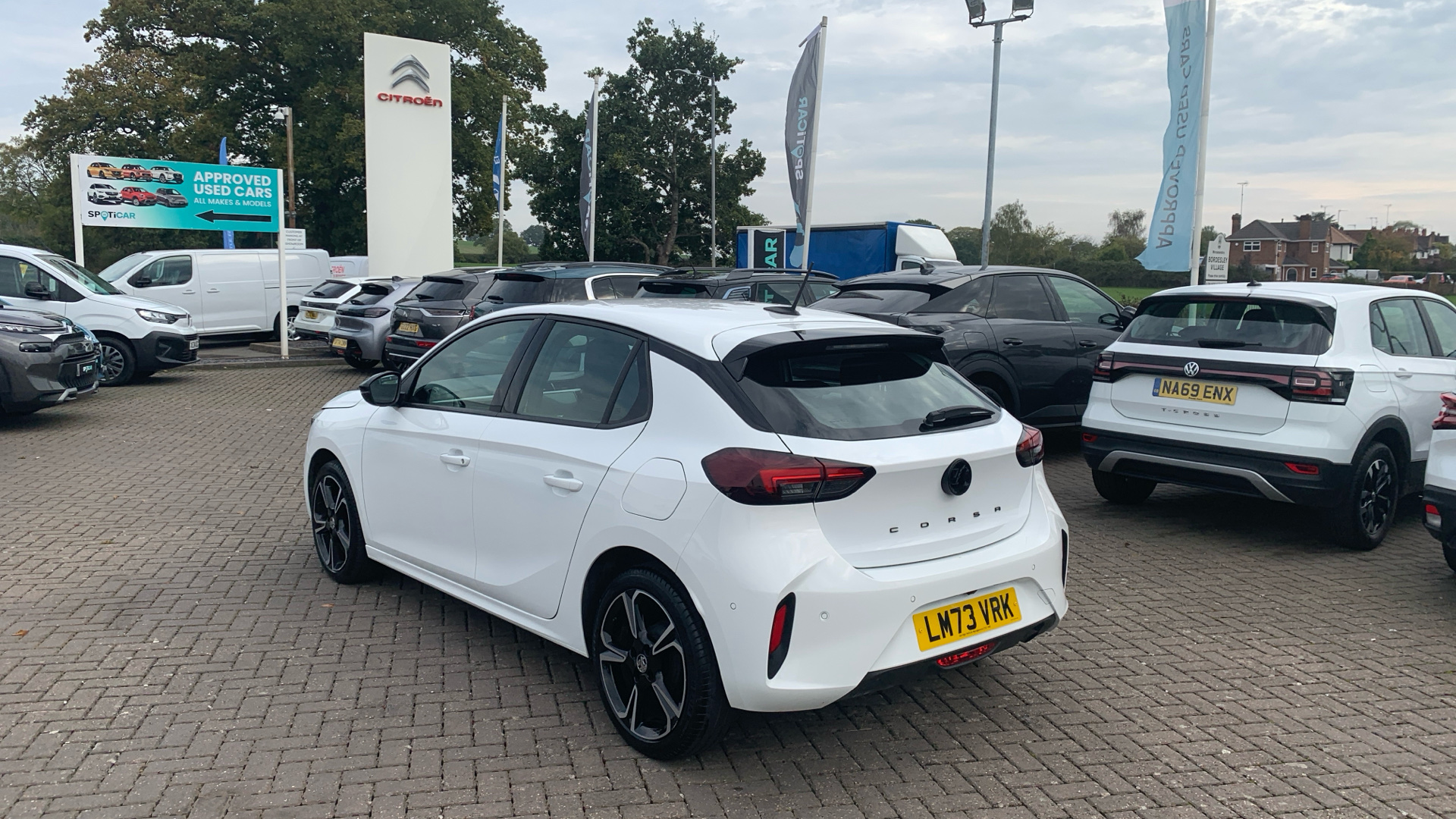 car image