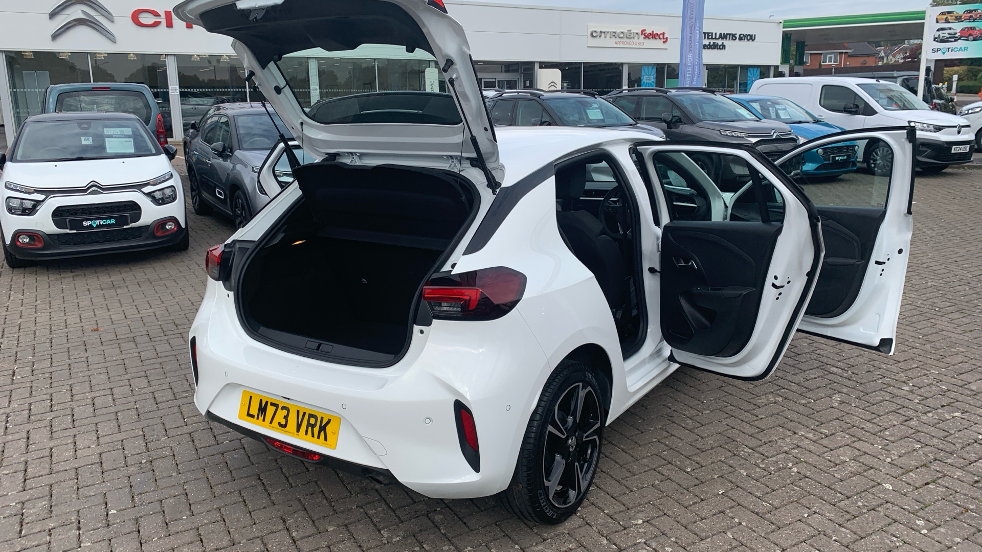 car image