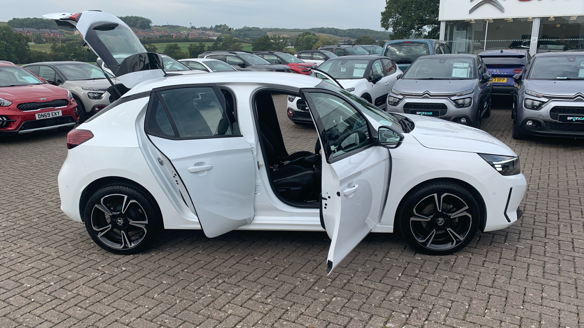 car image