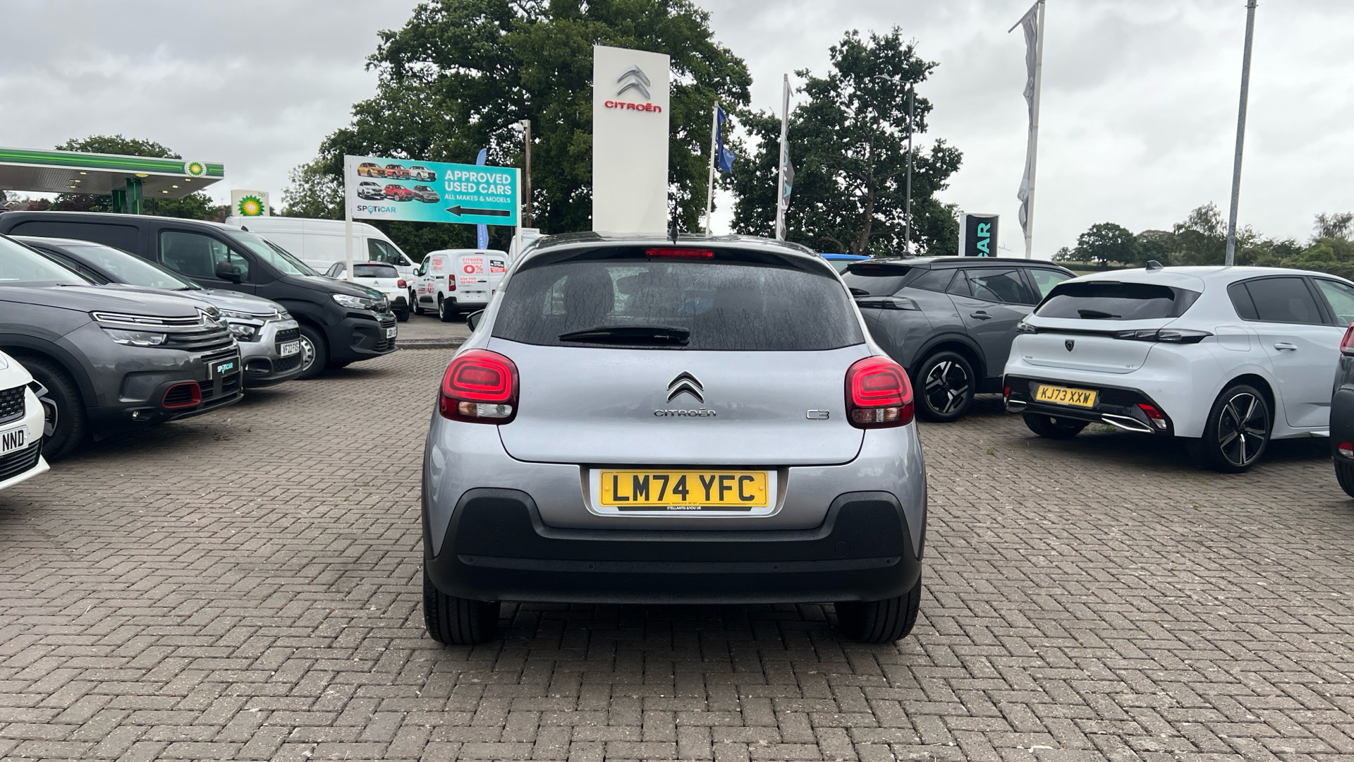car image