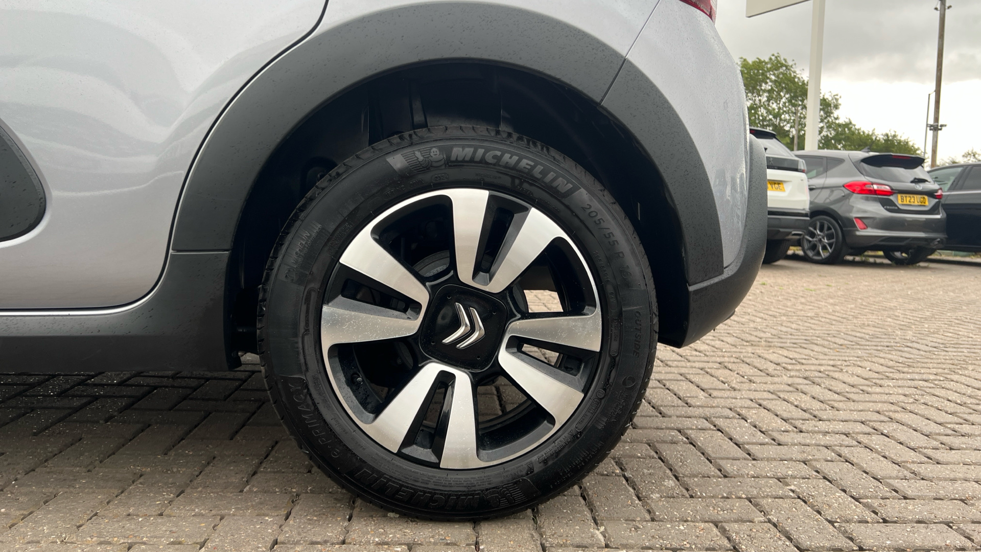 car image