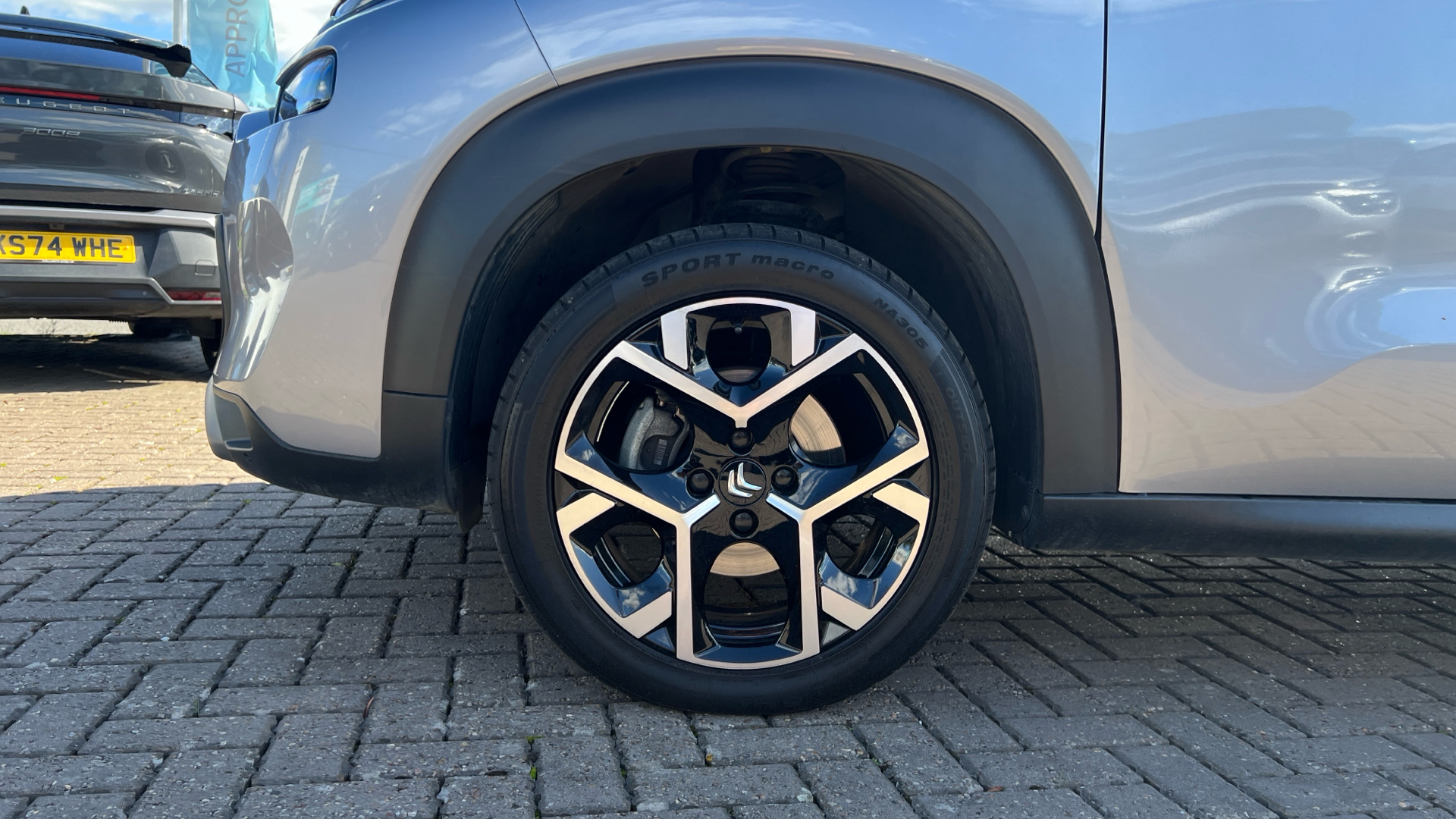 car image