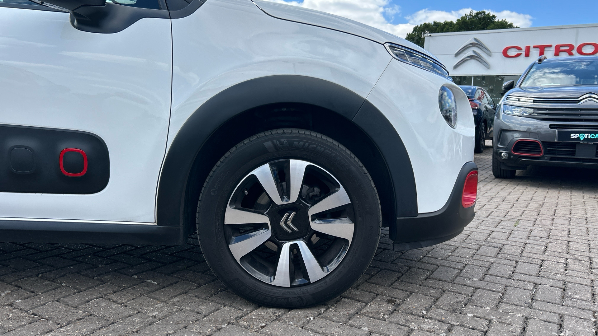 car image
