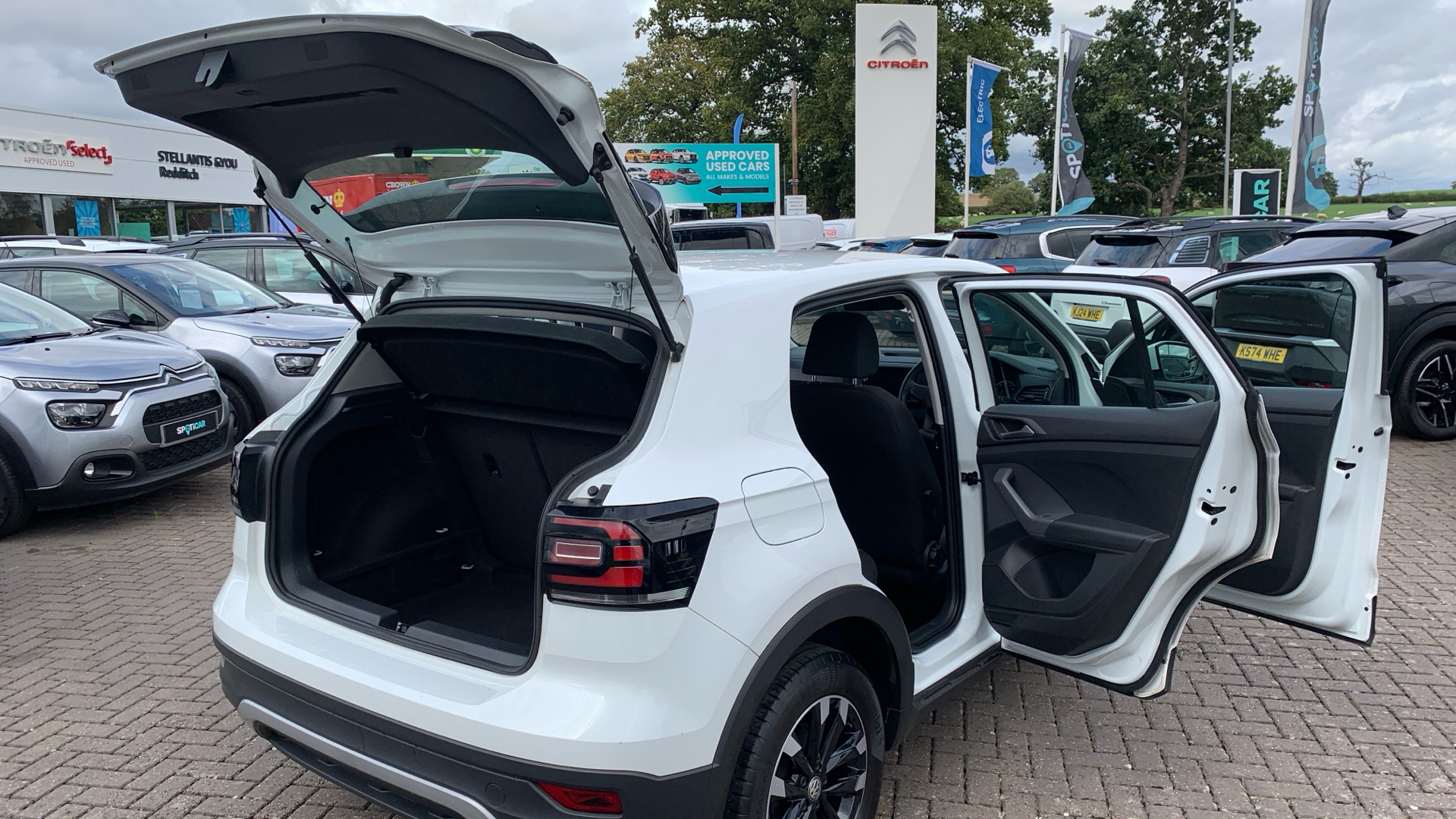 car image
