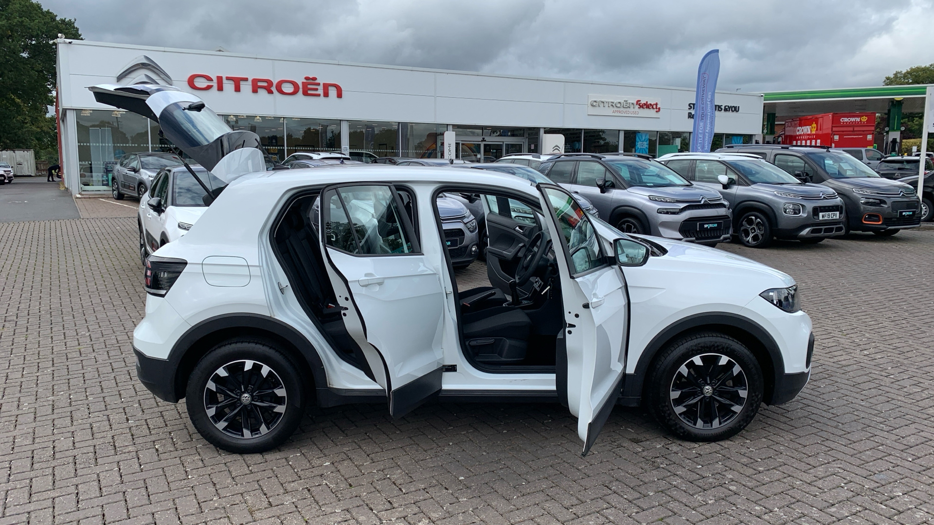 car image