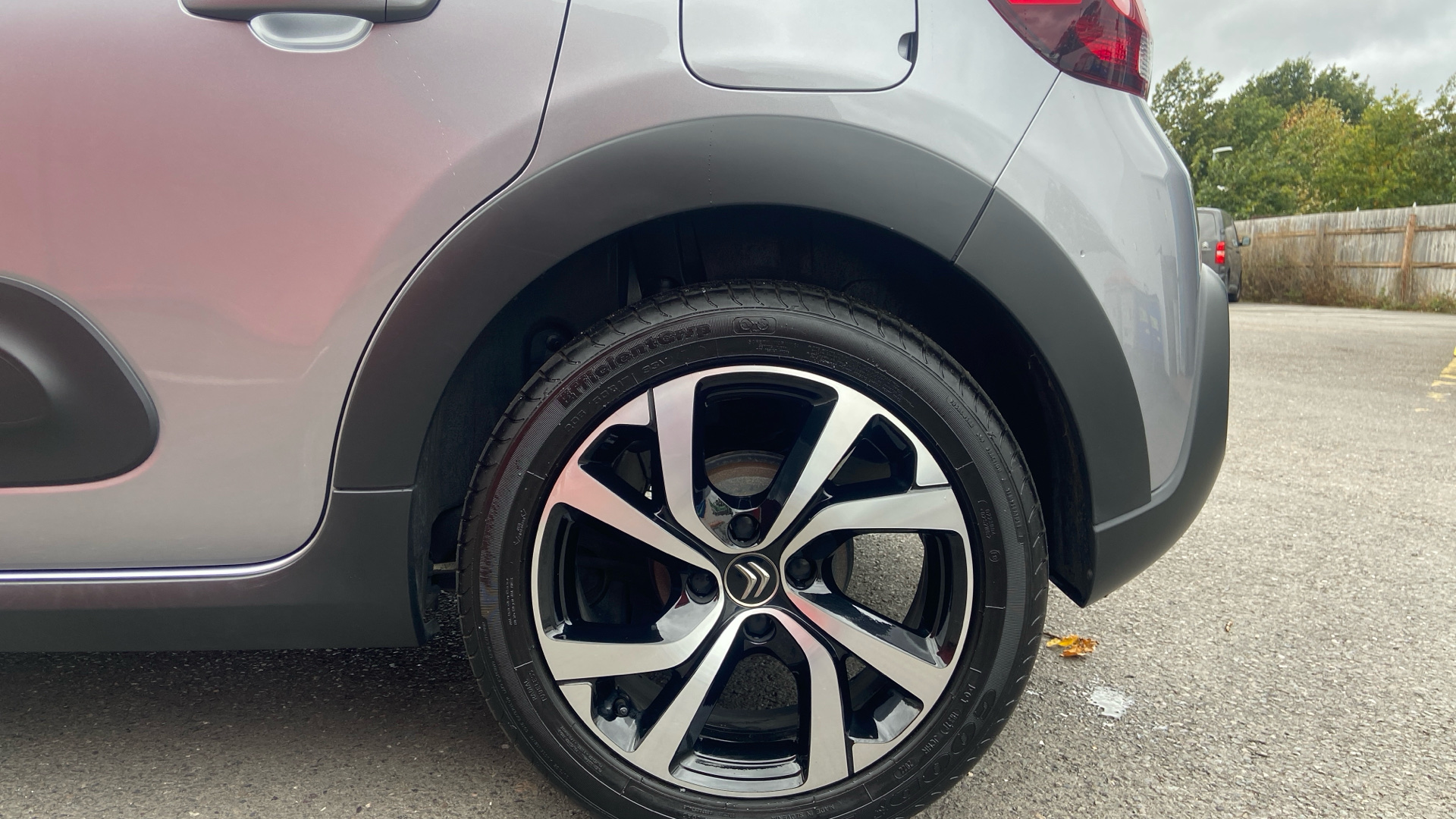 car image