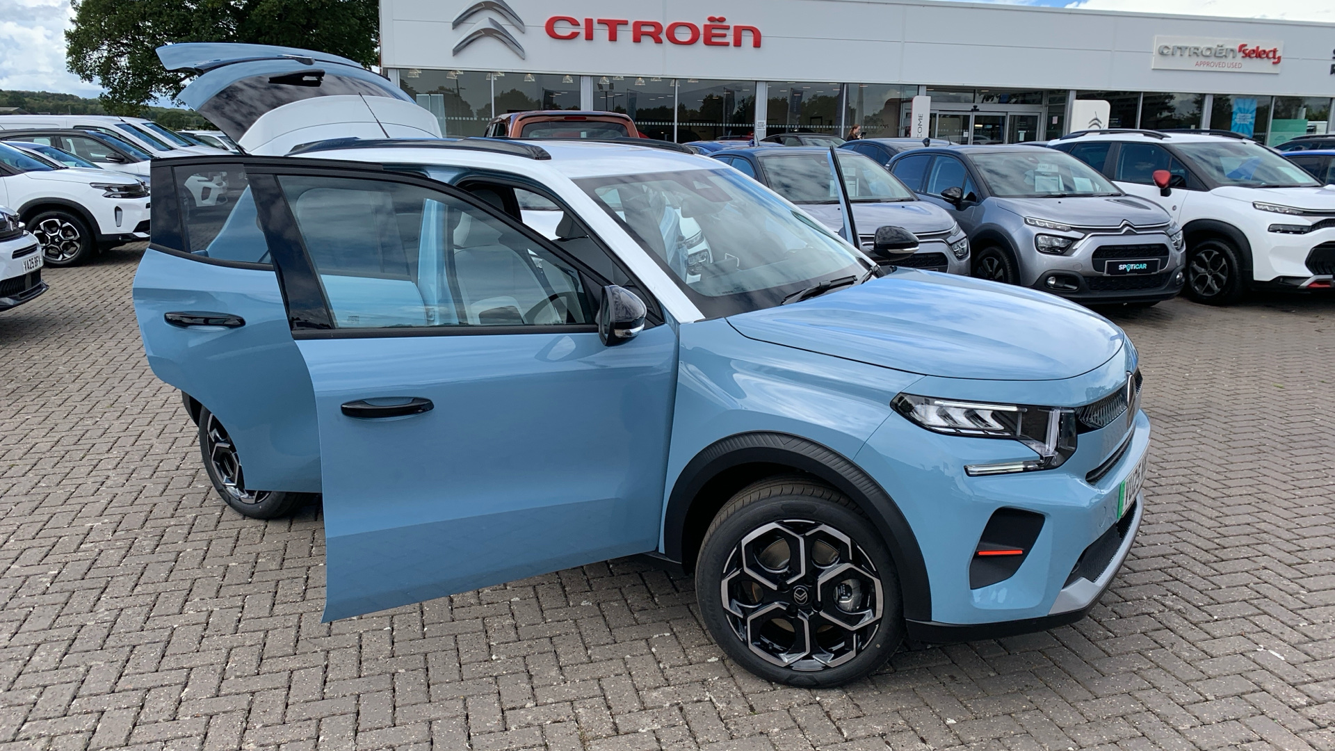 car image