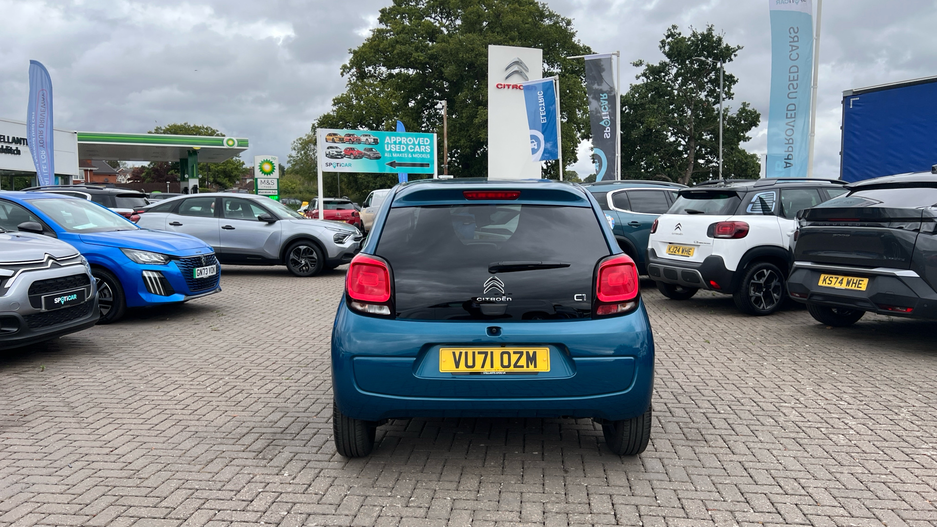 car image