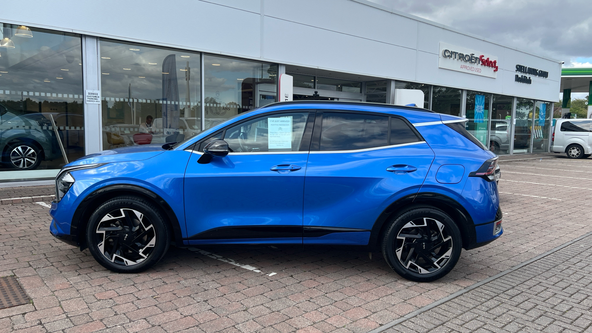 car image