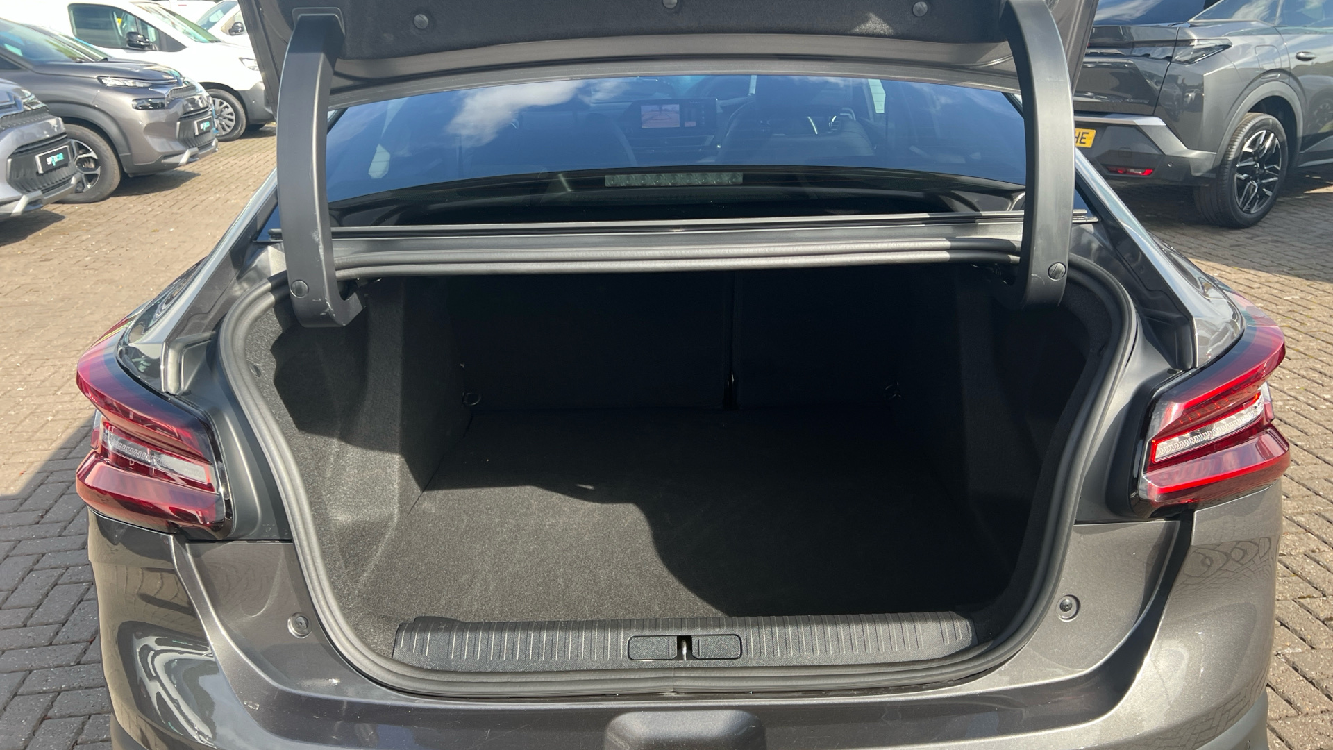 car image