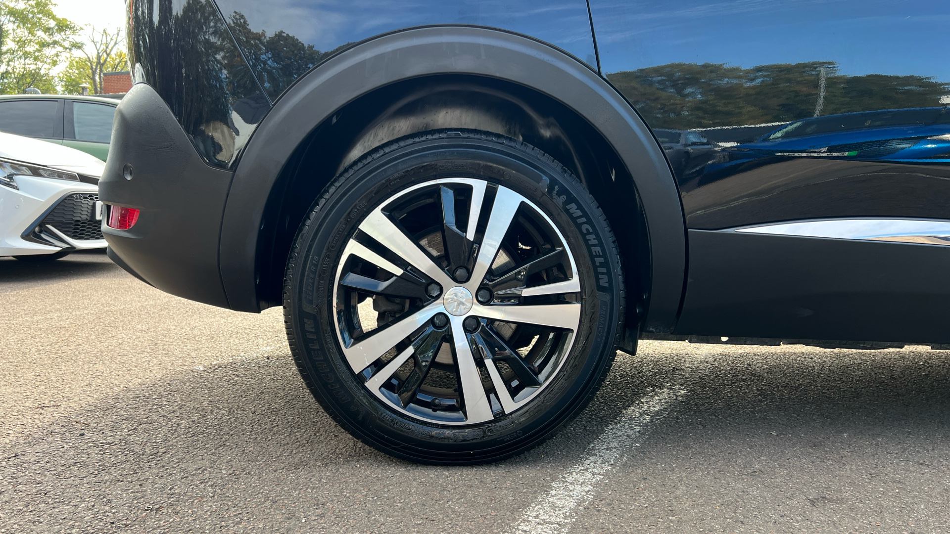 car image