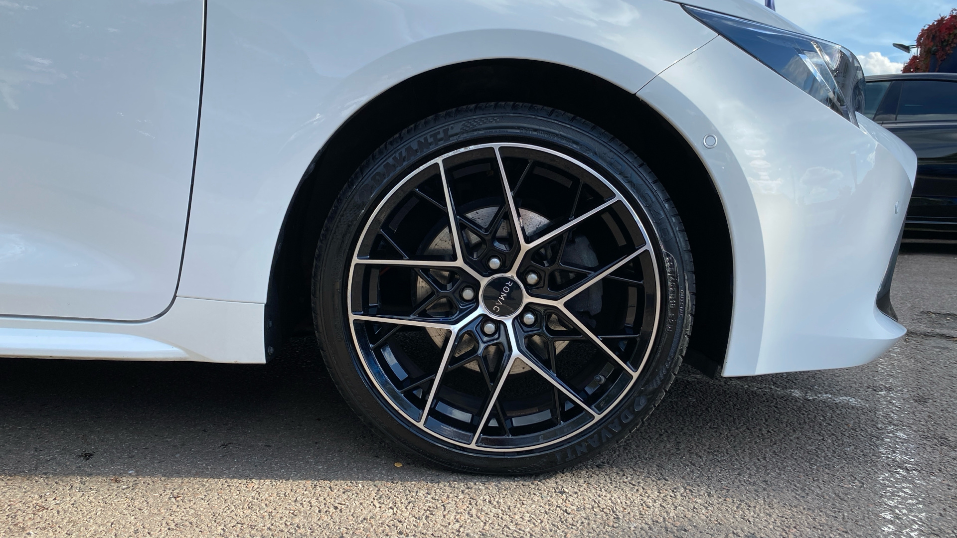 car image