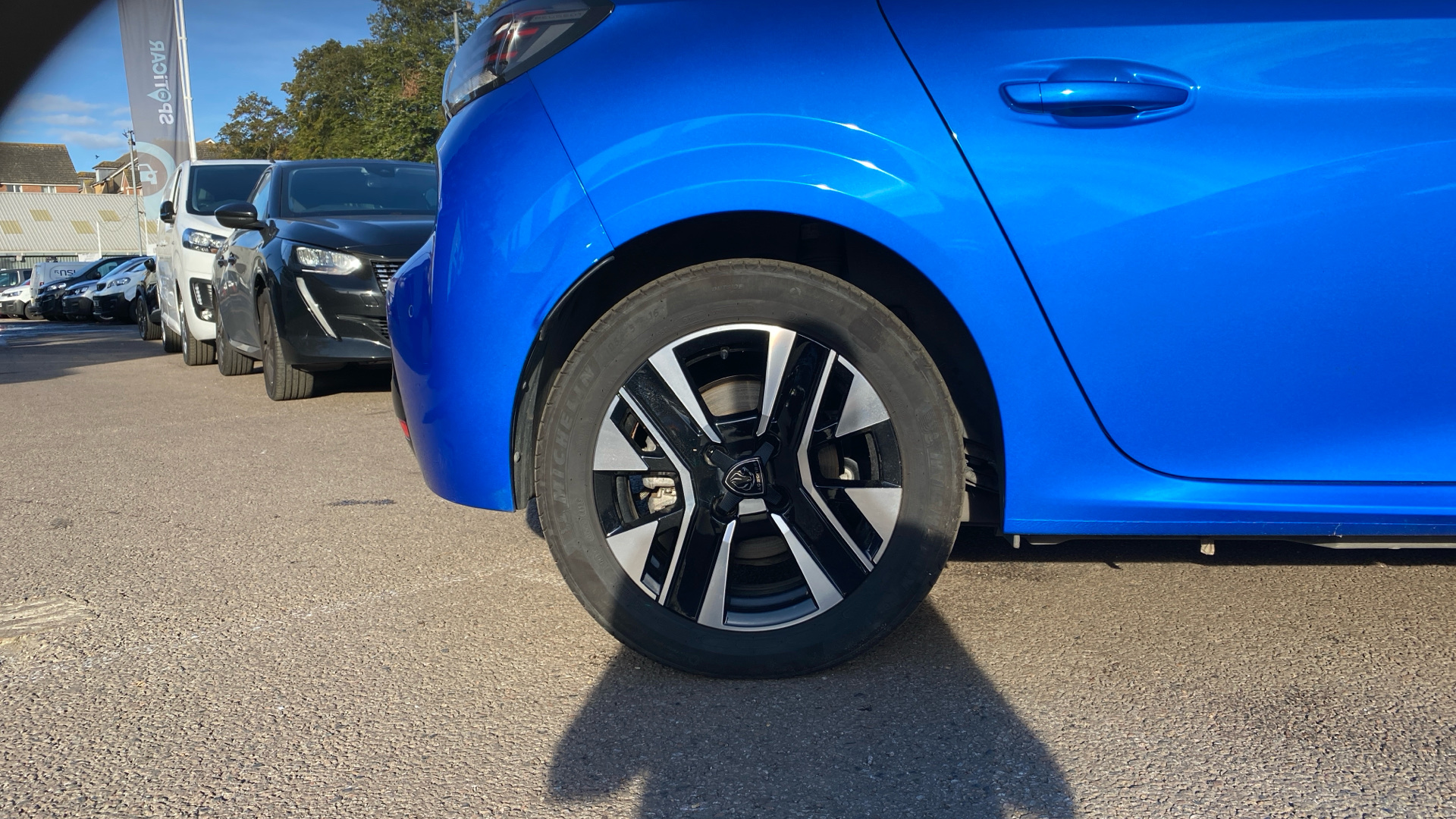 car image