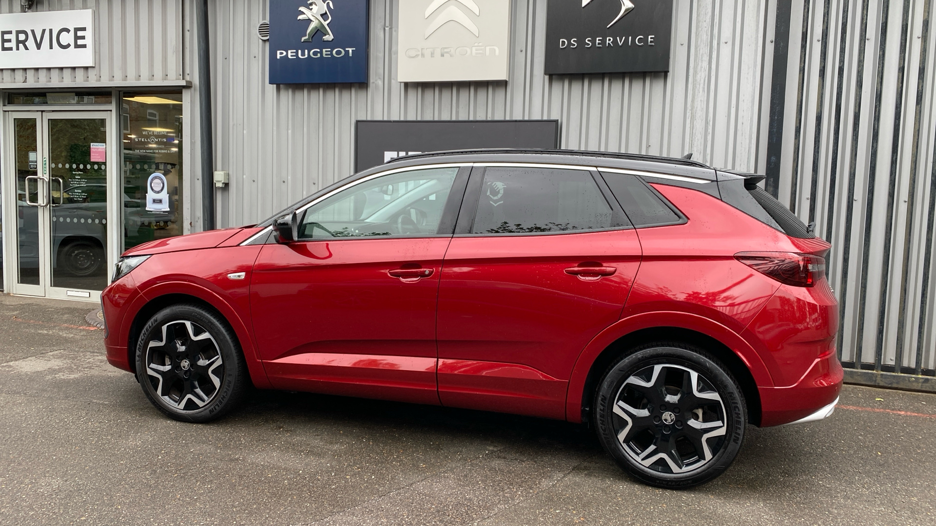 car image