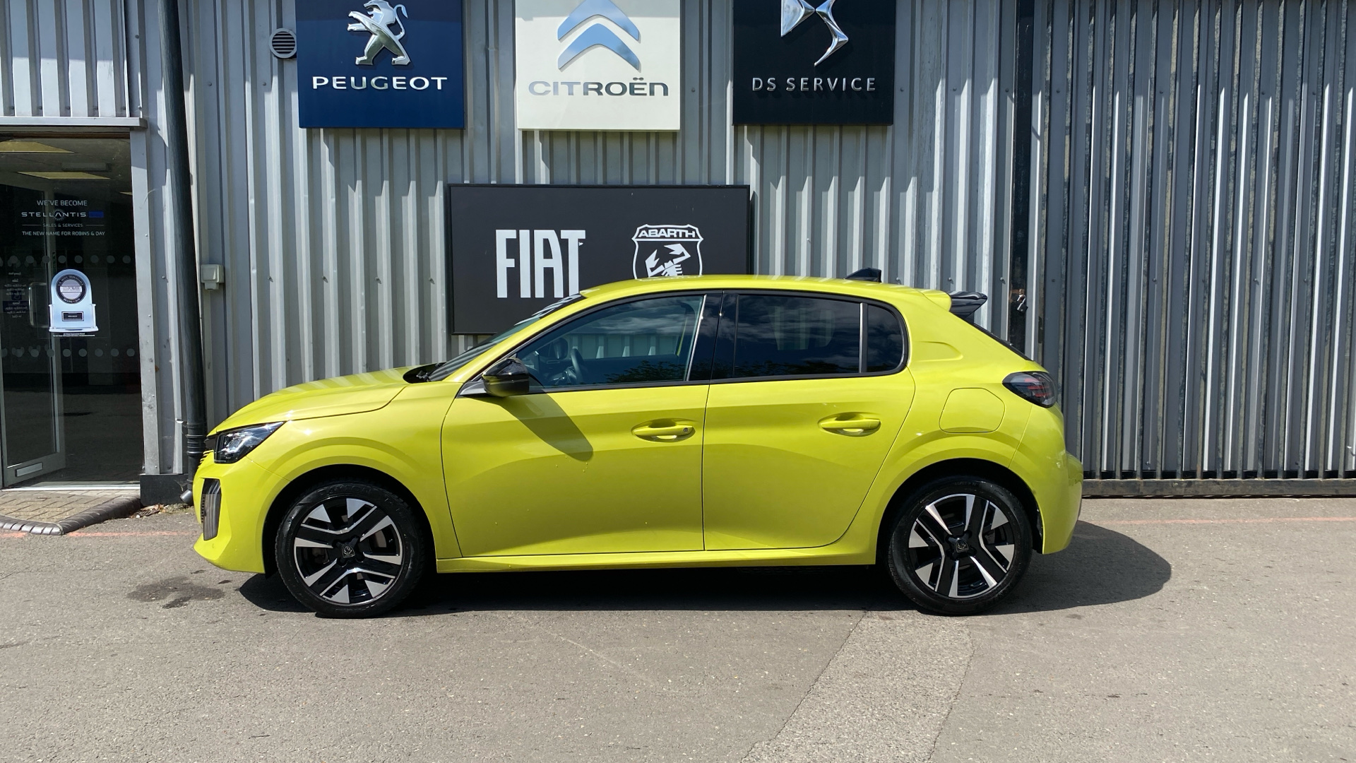 car image