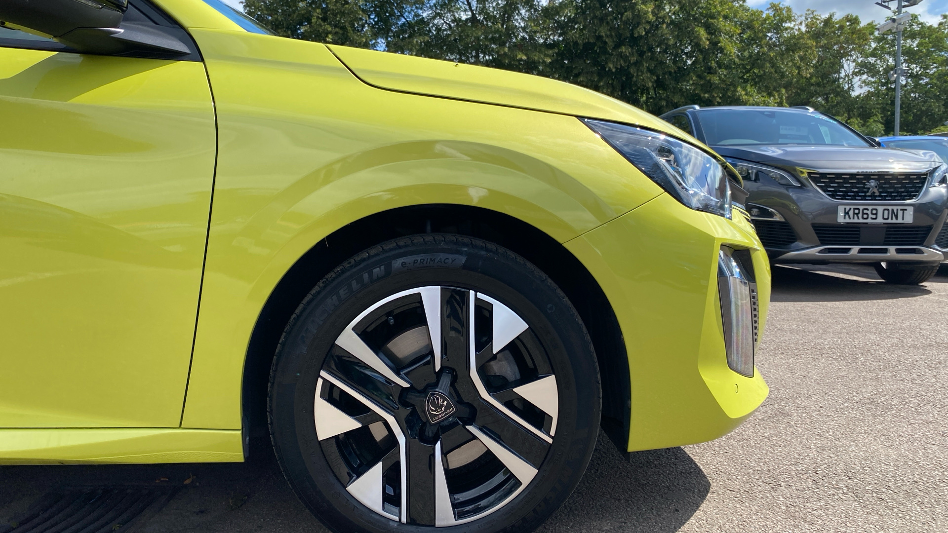 car image