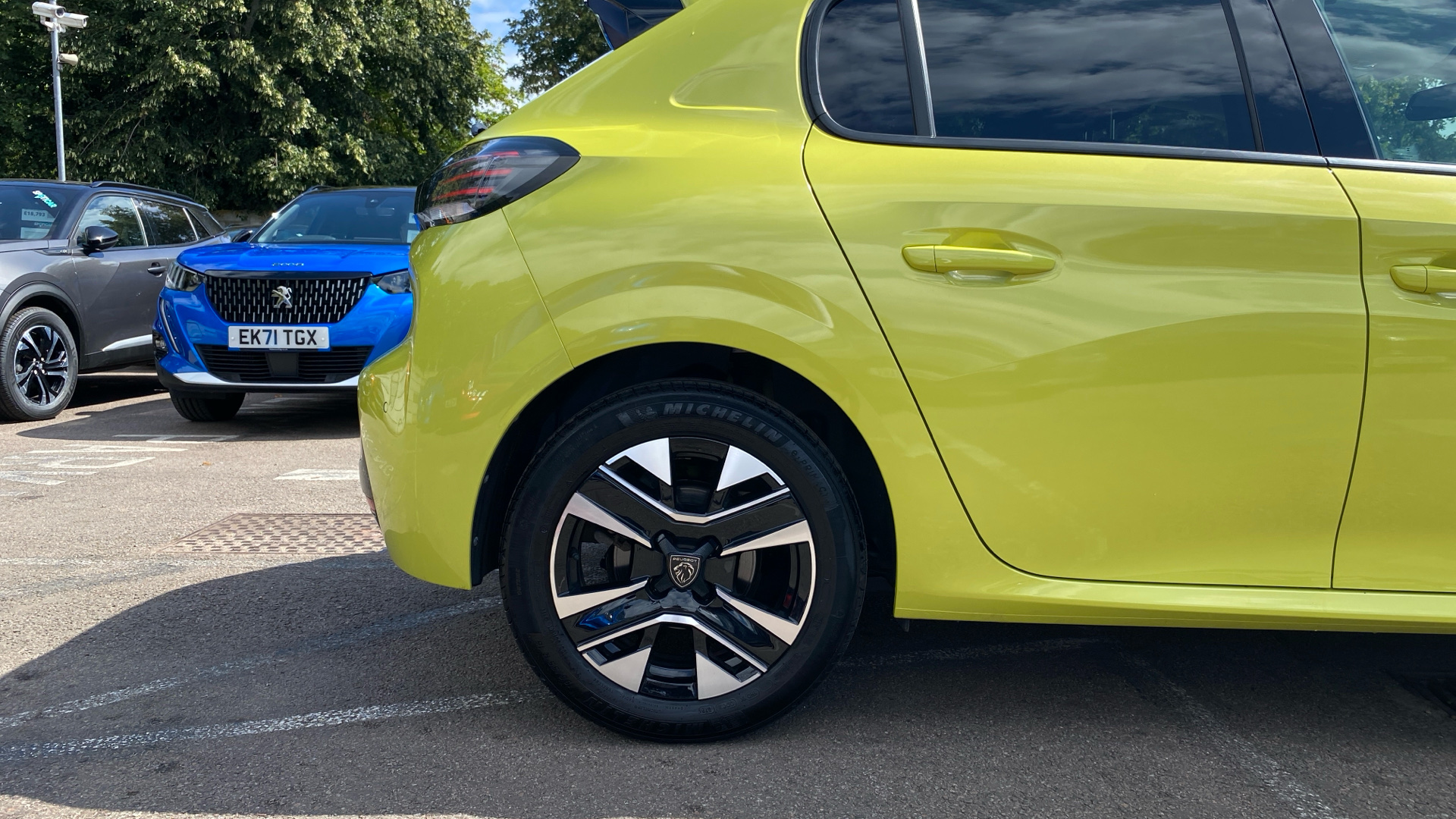 car image