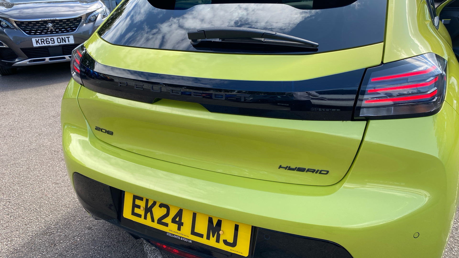 car image