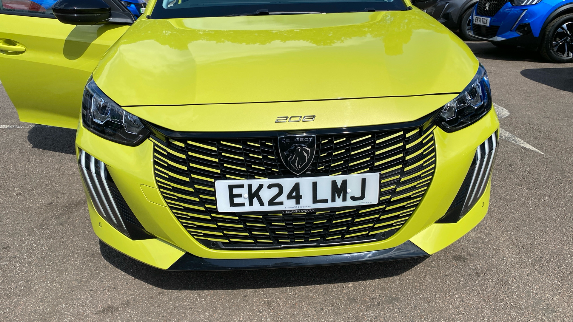 car image