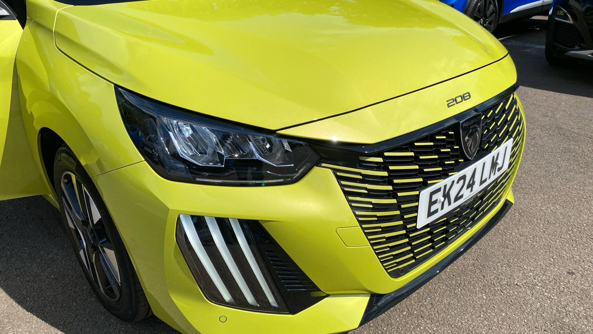 car image