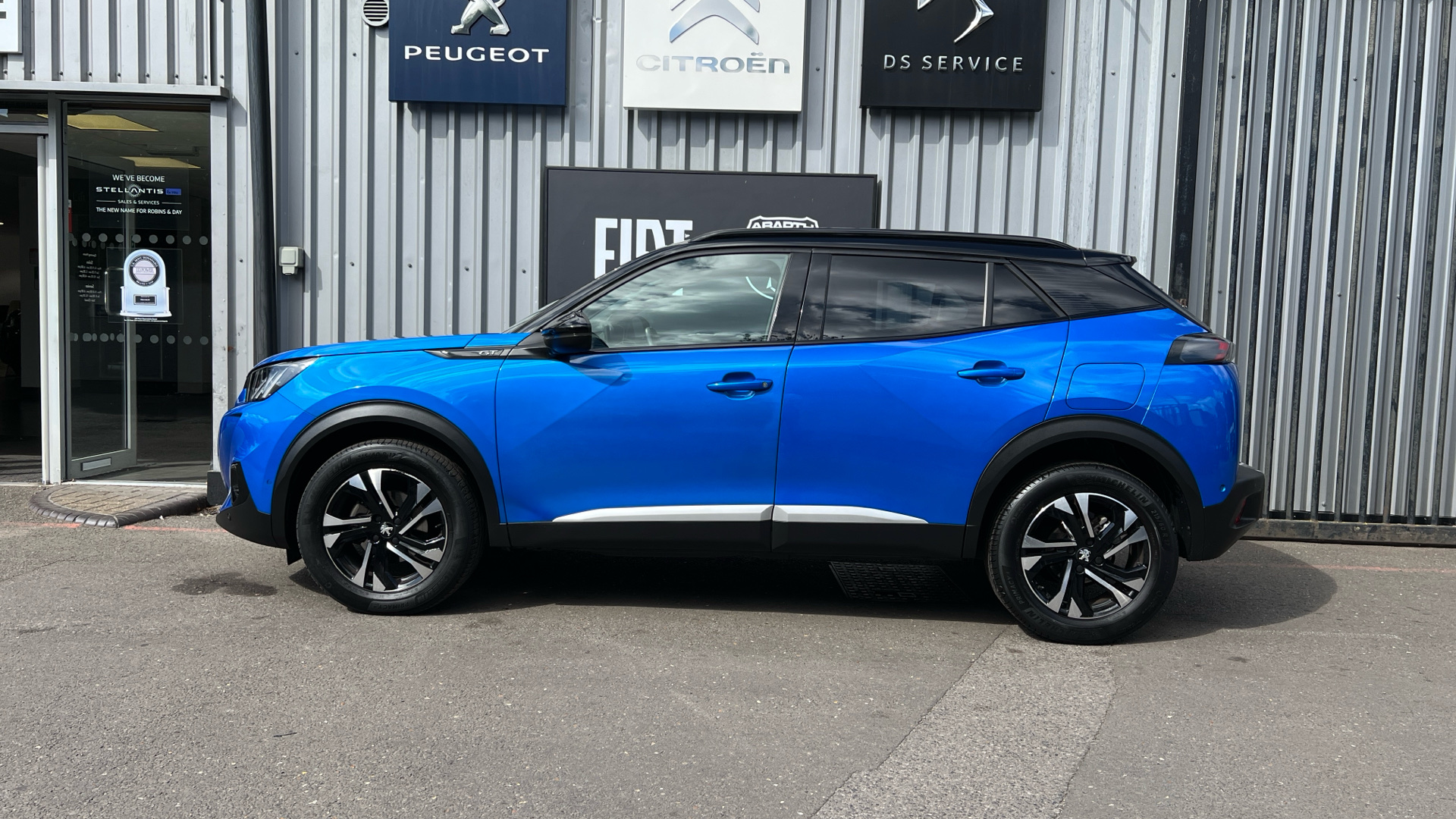 car image