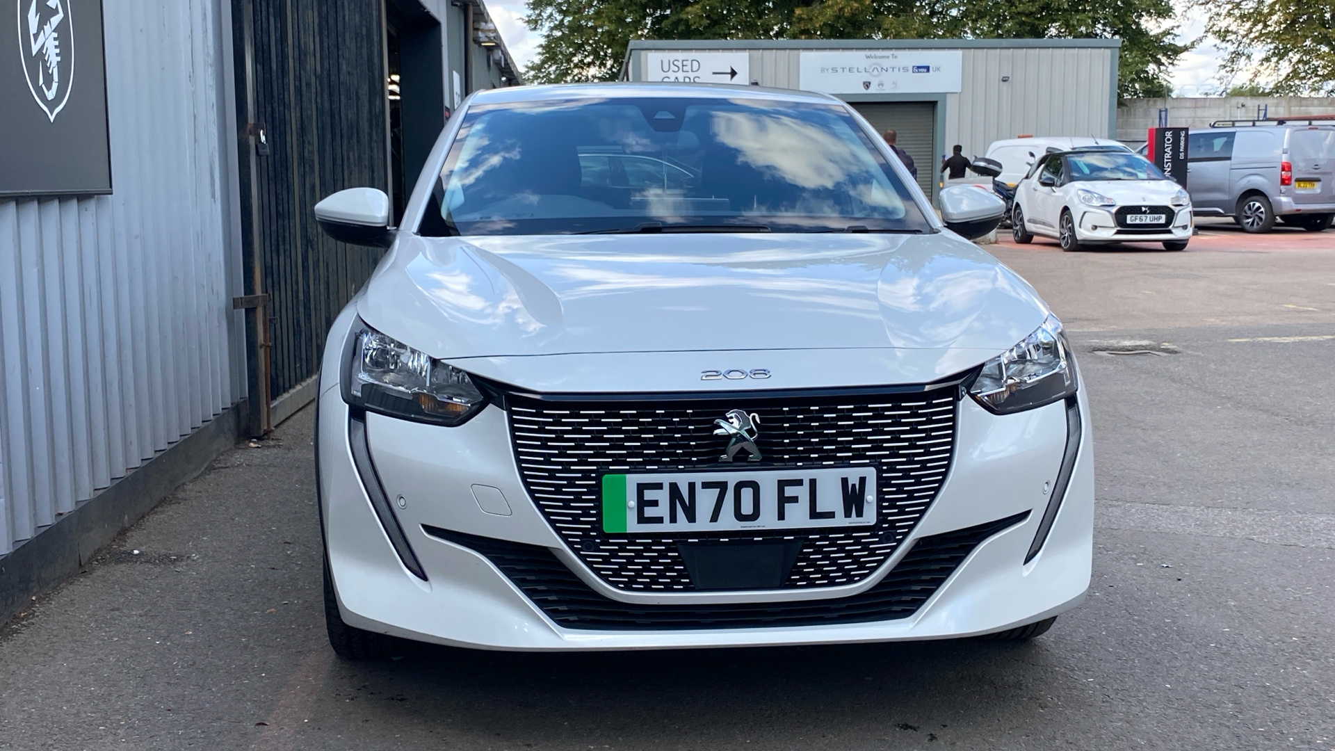 car image