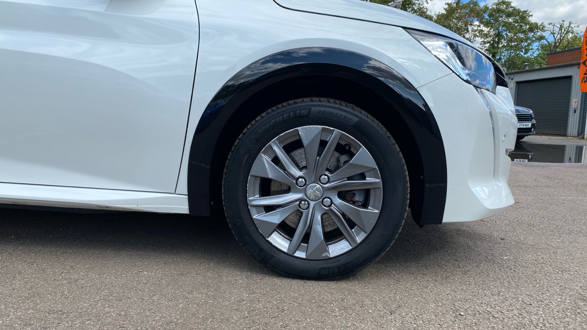 car image