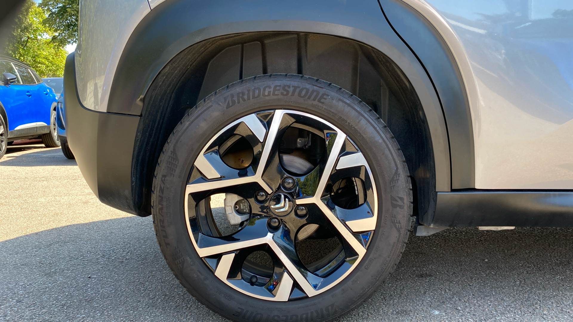 car image
