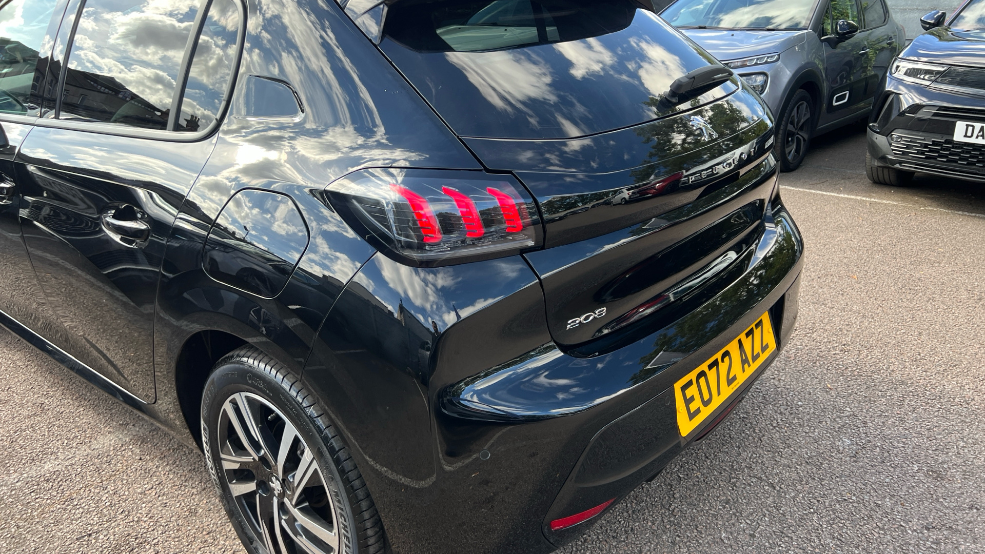 car image