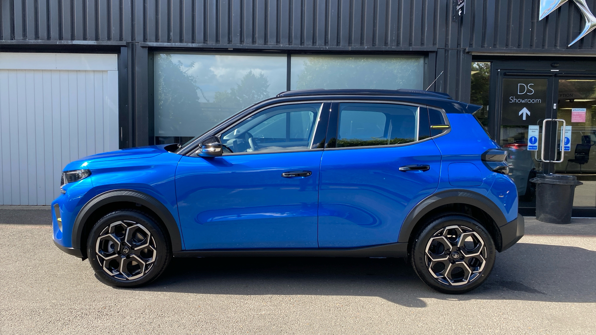 car image