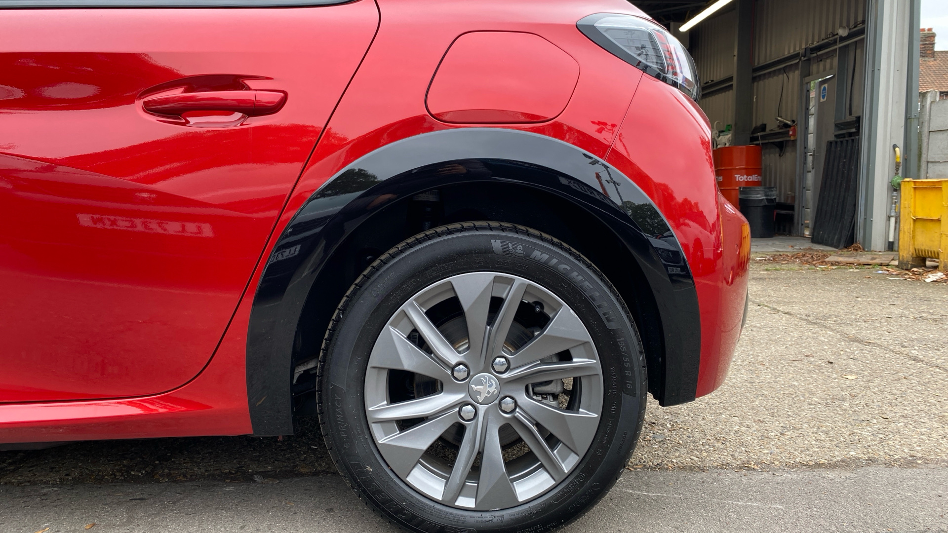 car image
