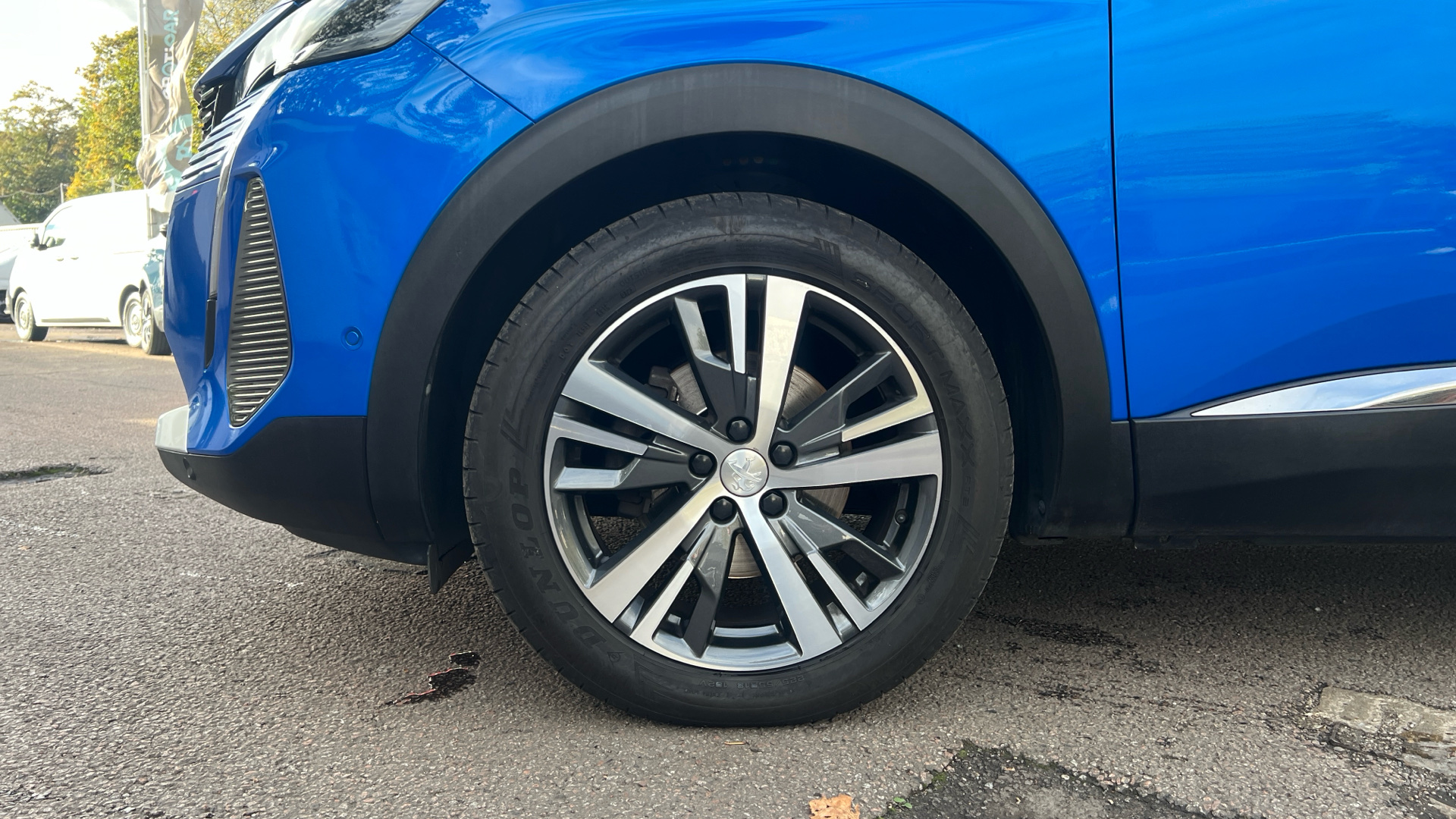 car image