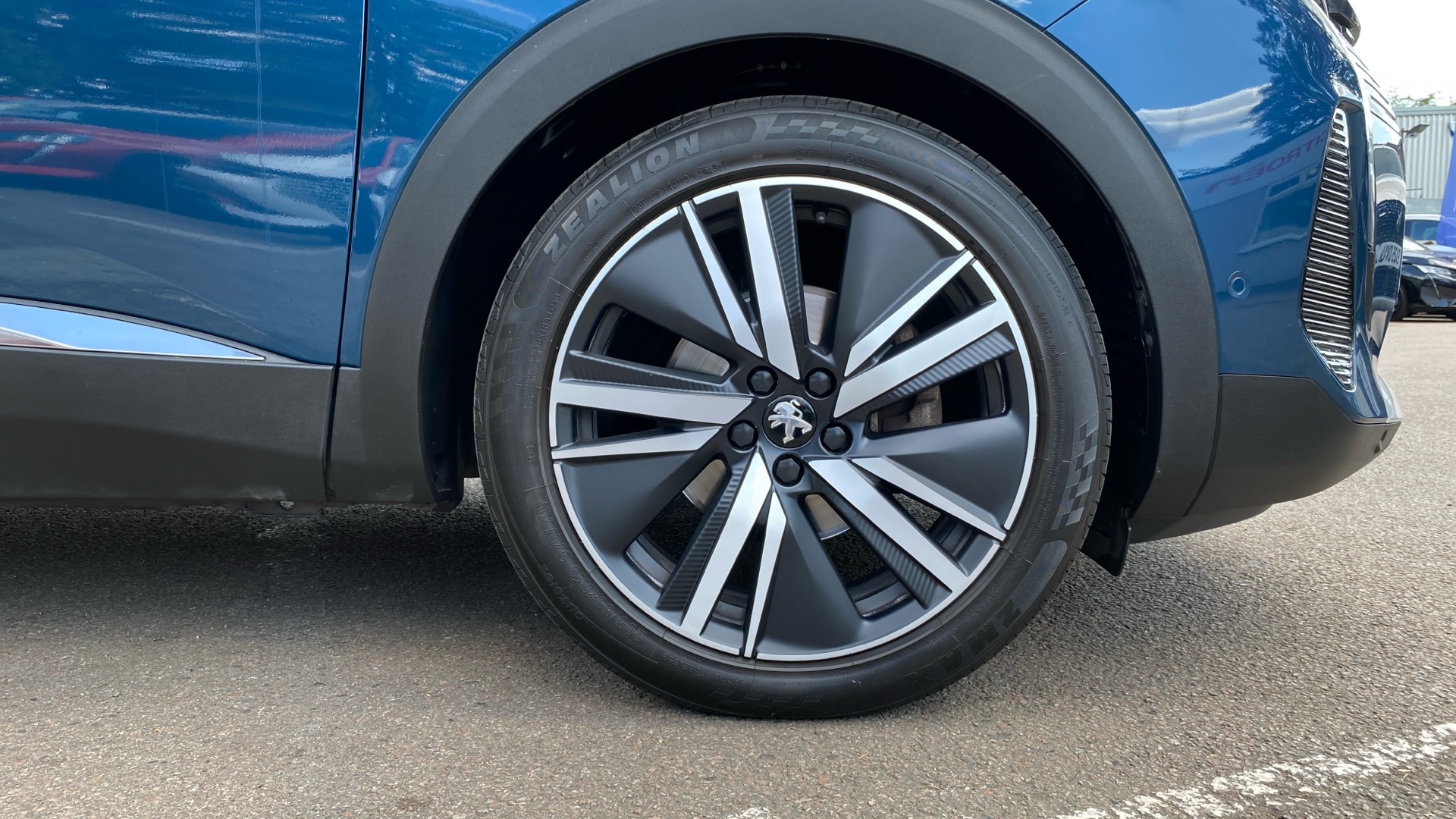 car image