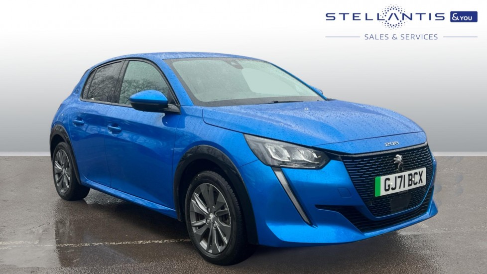 None Peugeot 208 50kWh Allure Premium Hatchback 5dr Electric Auto (136 ps) Cash Price photo