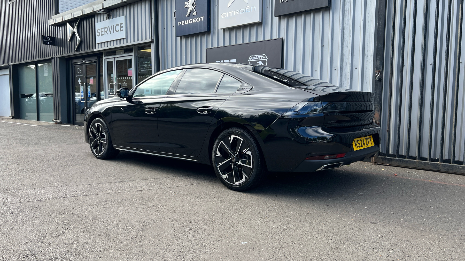 car image