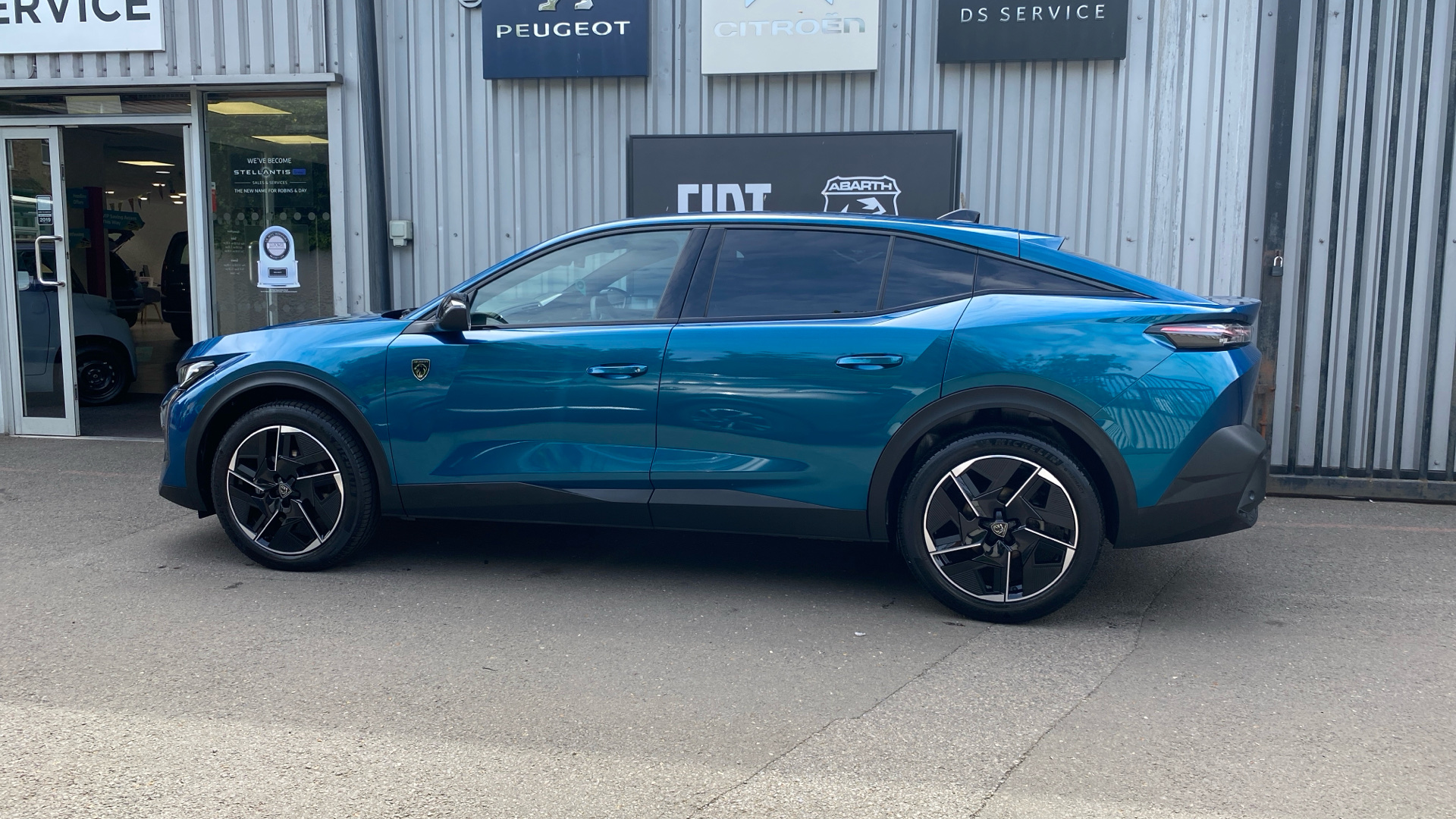 car image