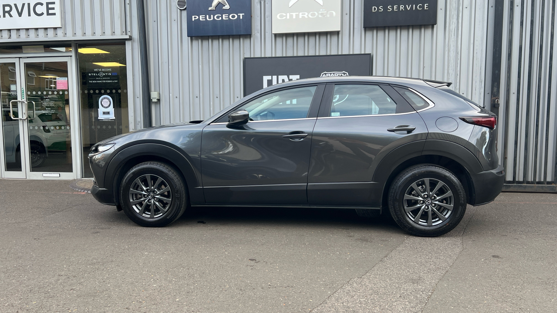 car image