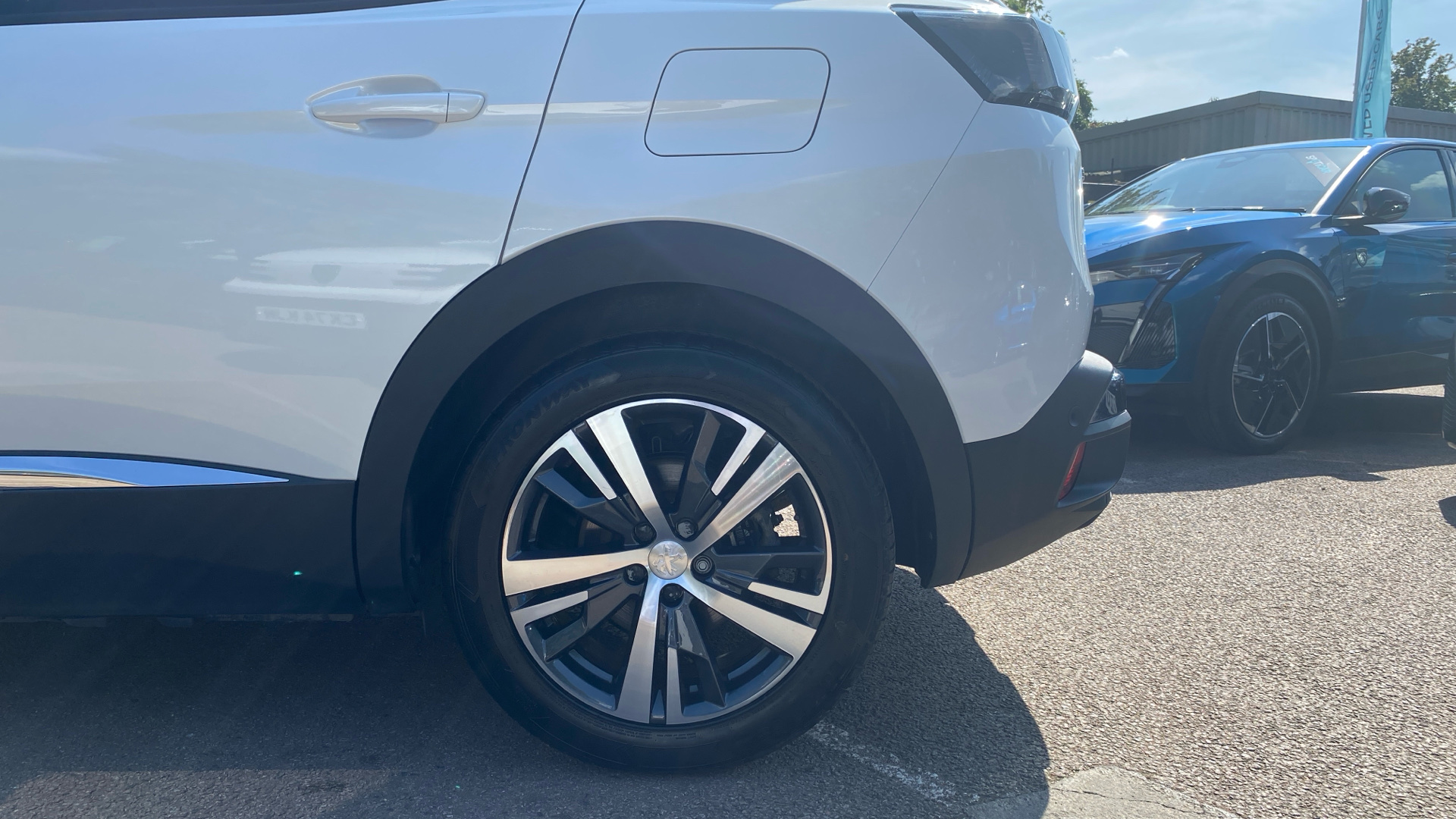 car image