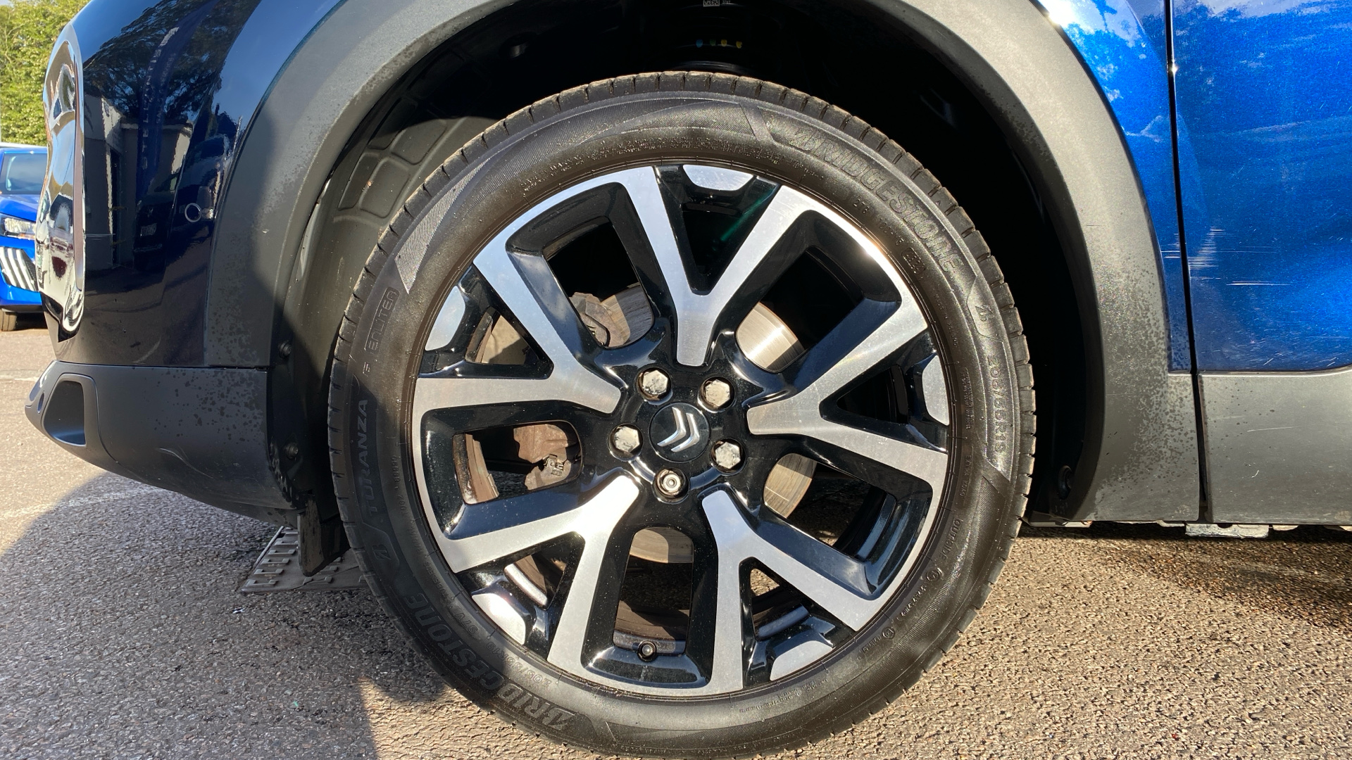 car image