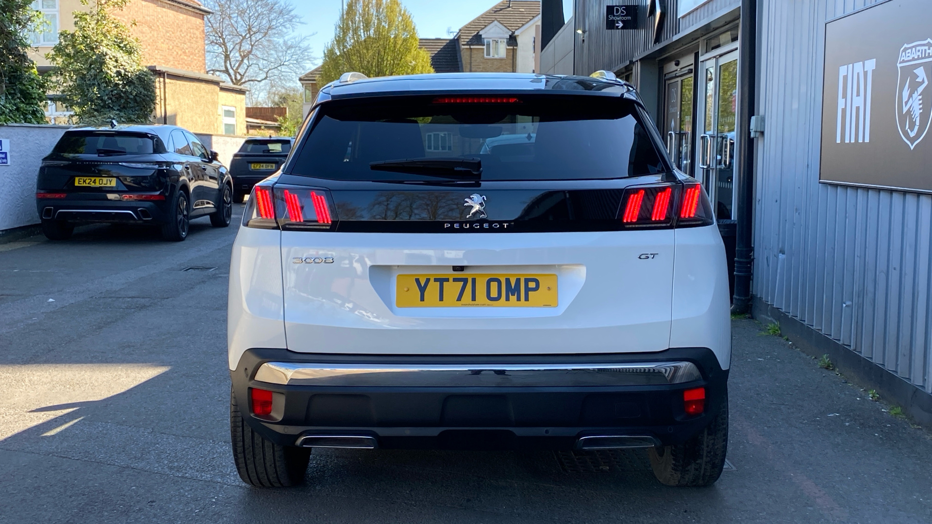 car image