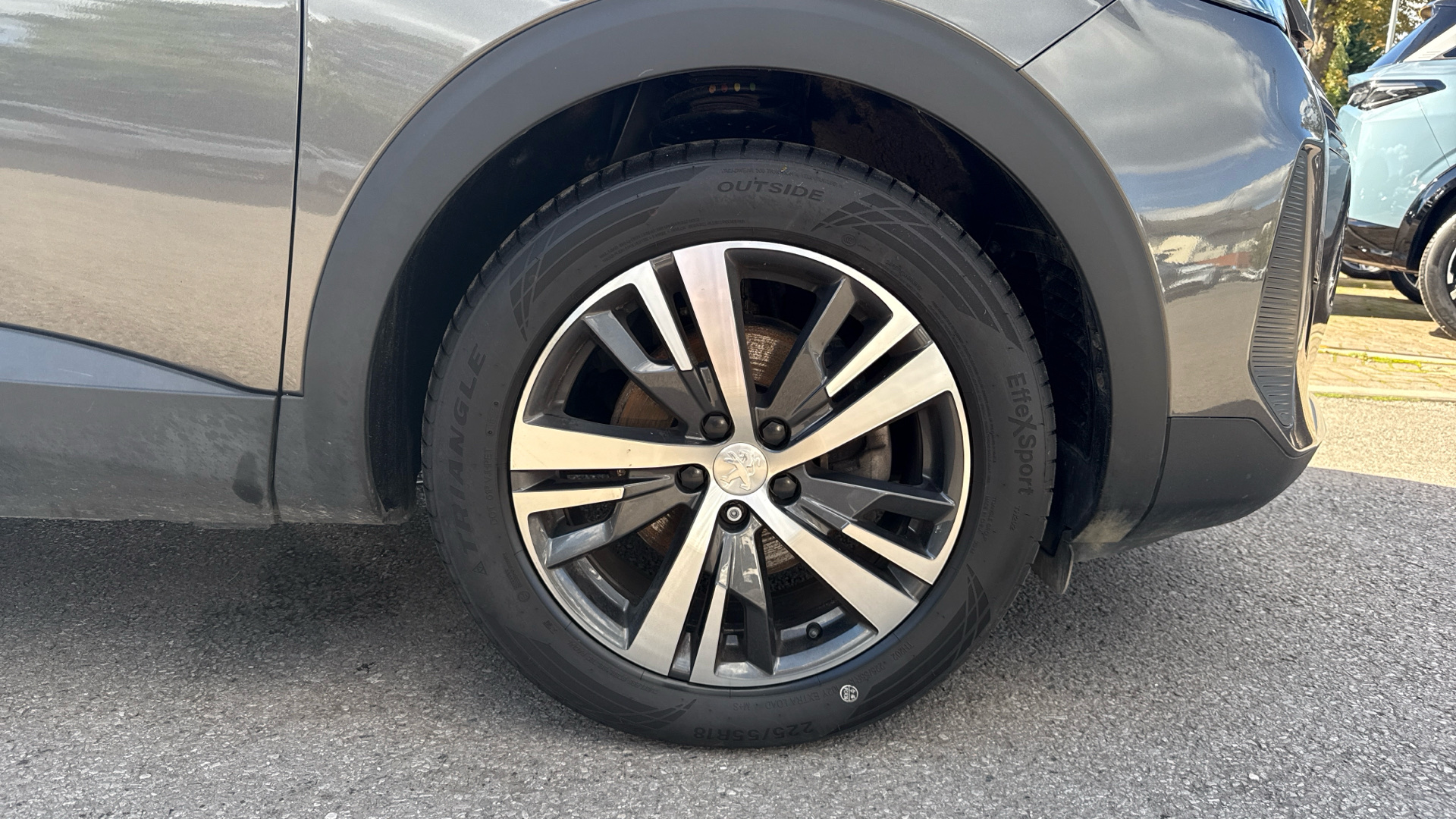 car image